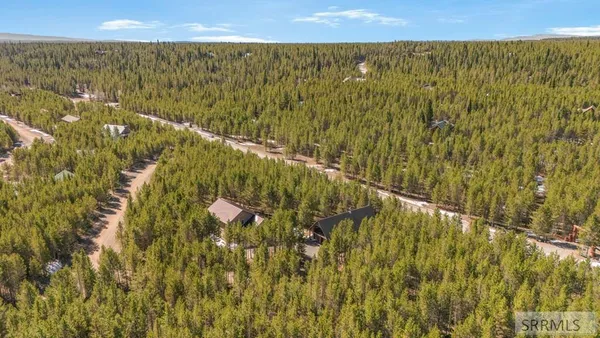 $1,100,000 | 4515 Jm Loop West, Island Park, ID 83429