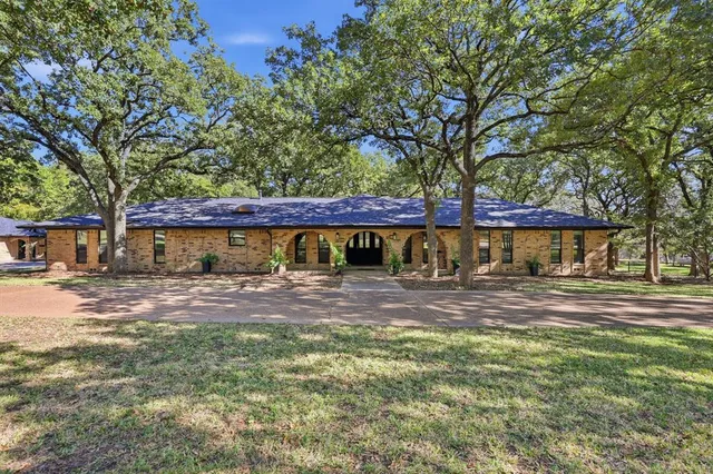 $1,475,000 | 4000 Post Oak Road, Flower Mound, TX 75022