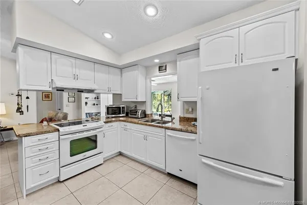 $777,888 | Undisclosed Address, Jensen Beach, FL 34957