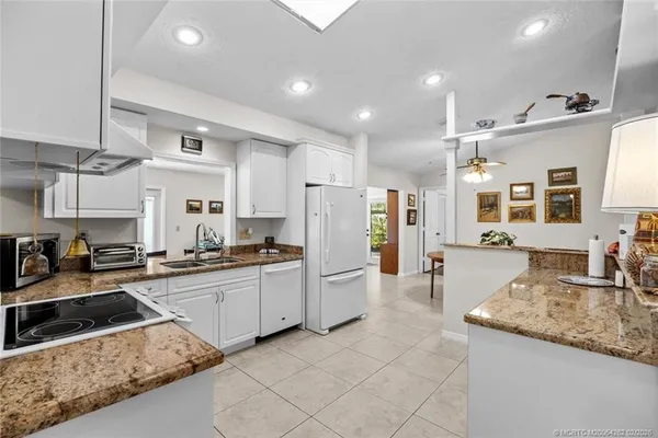 $777,888 | Undisclosed Address, Jensen Beach, FL 34957