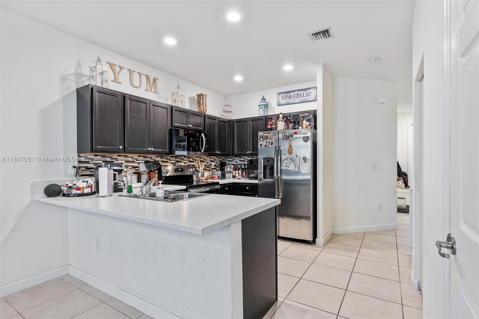 11468 Southwest 252nd Street Homestead, FL 33032 - Photo 8 of 30 Gallery Image 8