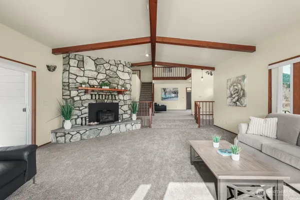 $1,500,000 | 3999 Deming Road, Everson, WA 98247