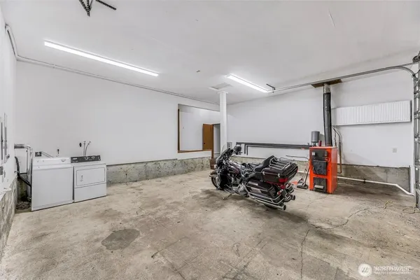 $1,500,000 | 3999 Deming Road, Everson, WA 98247