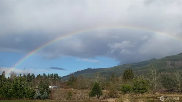 $1,500,000 | 3999 Deming Road, Everson, WA 98247