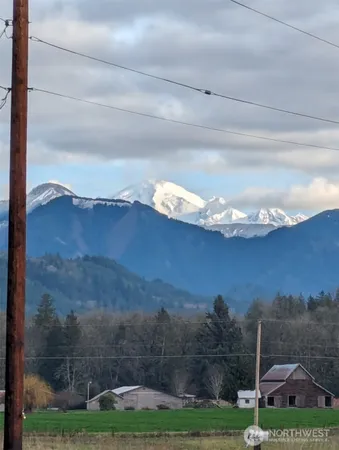 $1,500,000 | 3999 Deming Road, Everson, WA 98247