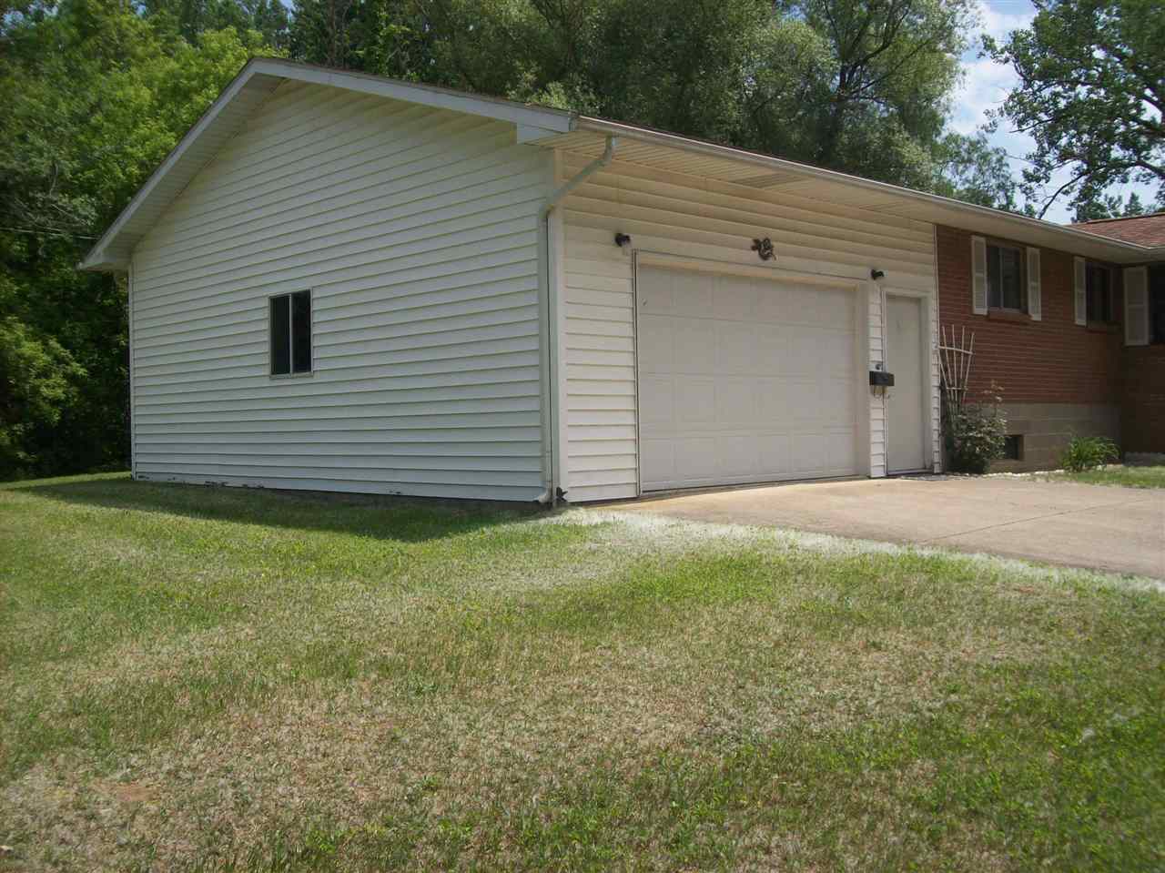 7415 Caine Road Vassar, MI 48768 - Photo 6 of 35 50044834-5.JPG