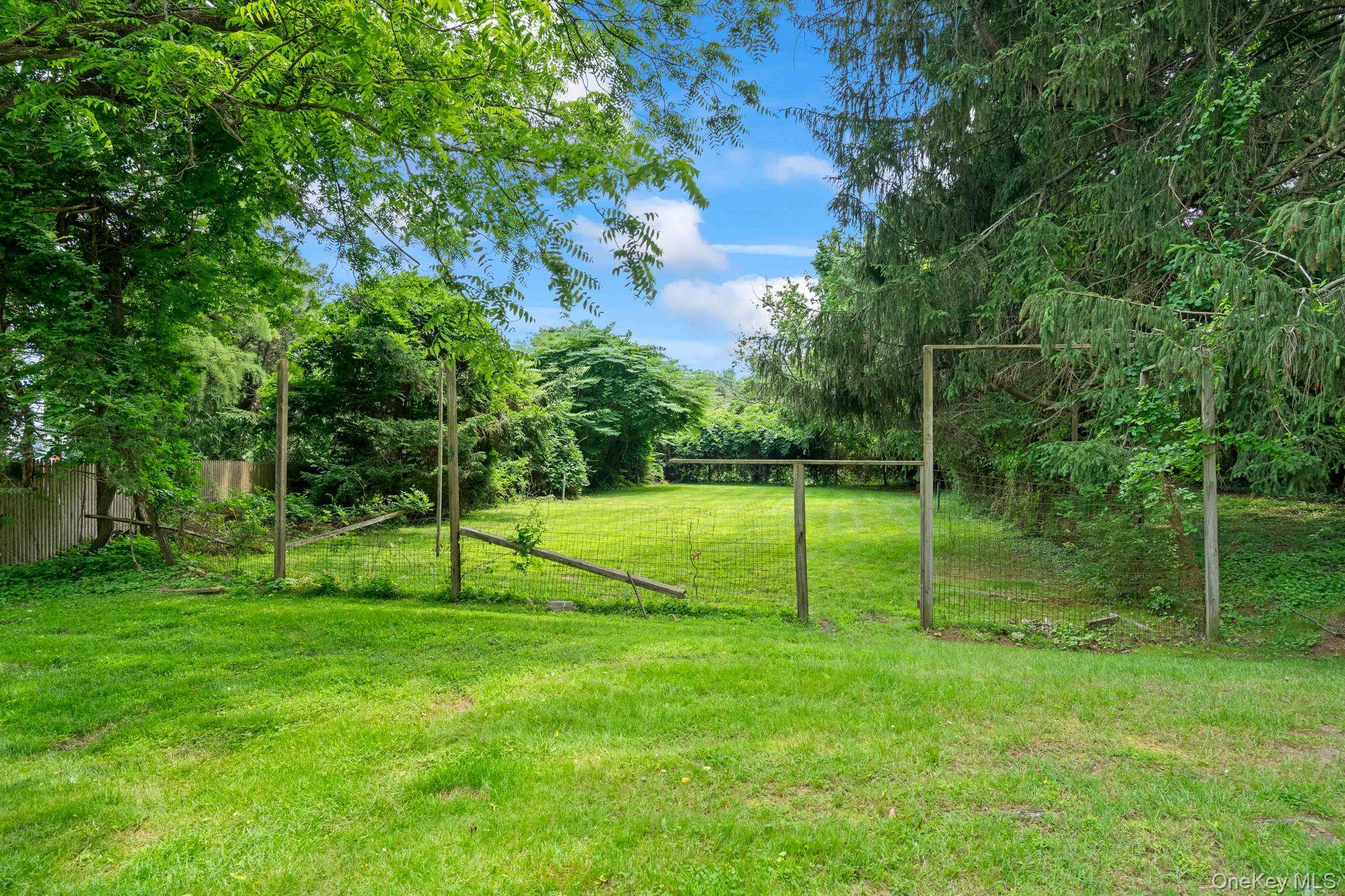 383 West Neck Road Lloyd Harbor, NY 11743 - Photo 41 of 50 Gallery Image 41