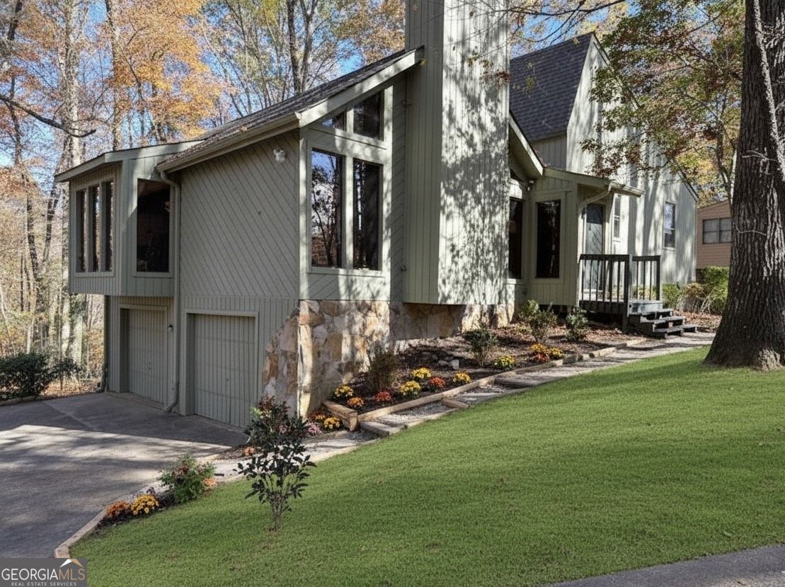 1505 Kincaid Road Marietta, GA 30066 - Photo 1 of 38