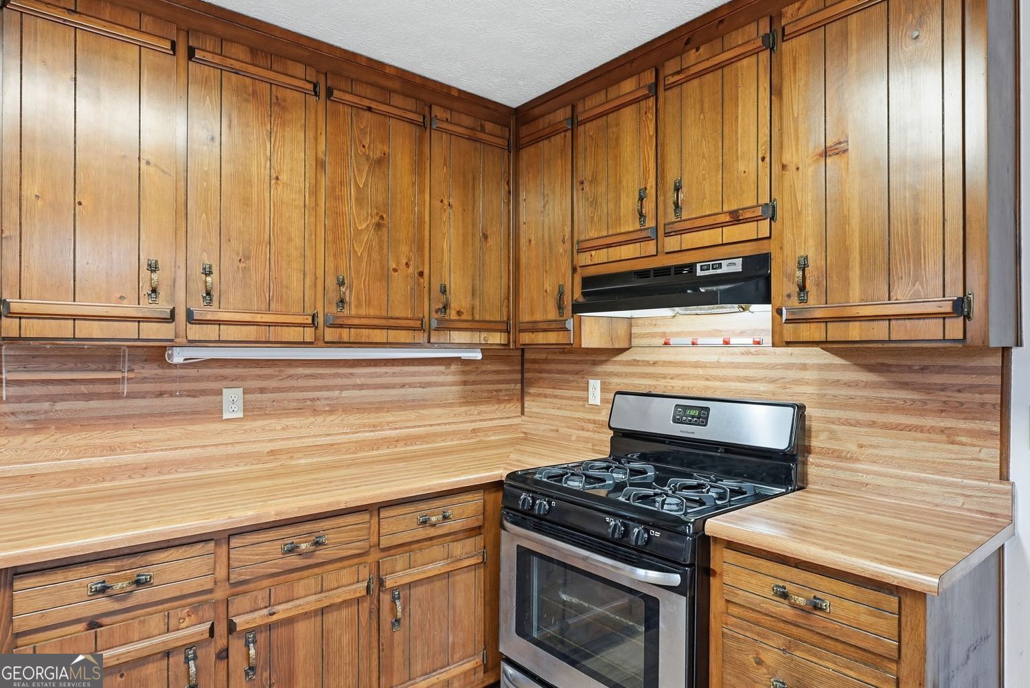 1505 Kincaid Road Marietta, GA 30066 - Photo 13 of 38