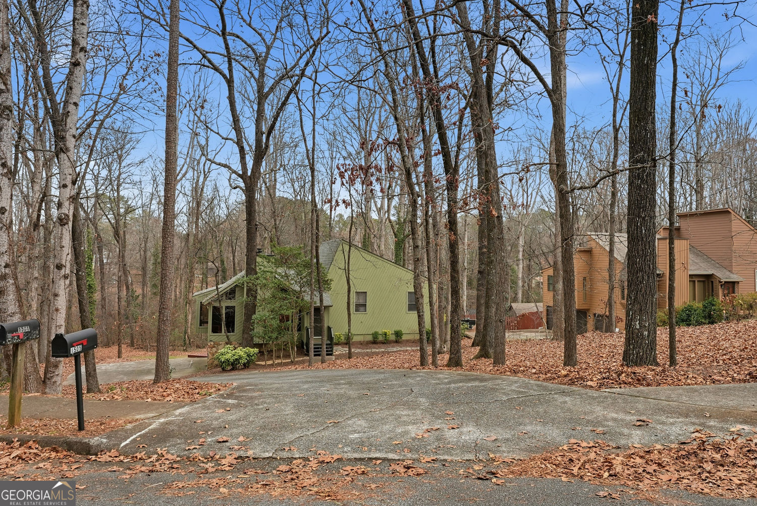 1505 Kincaid Road Marietta, GA 30066 - Photo 2 of 38