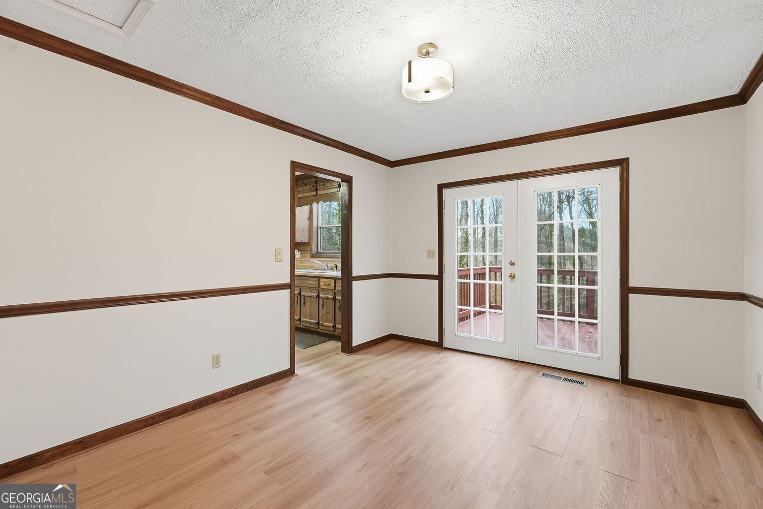 1505 Kincaid Road Marietta, GA 30066 - Photo 10 of 38