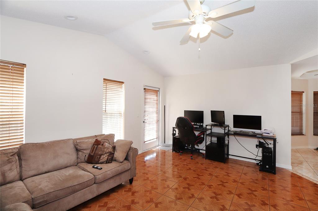 9180 Gillmar Street Spring Hill, FL 34608 - Photo 10 of 47 Gallery Image 10