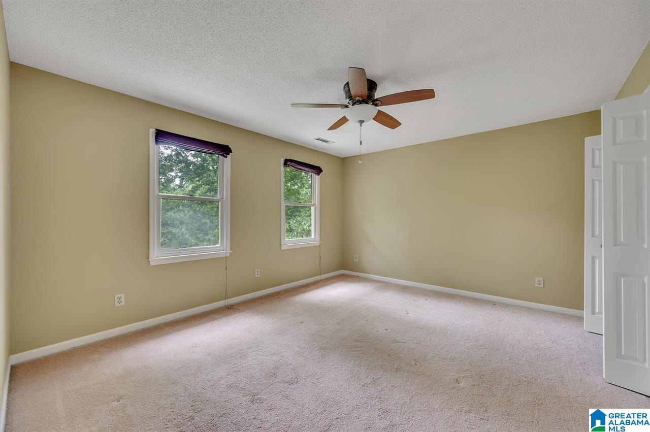 1605 Sagefield Road Warrior, AL 35180 - Photo 17 of 43