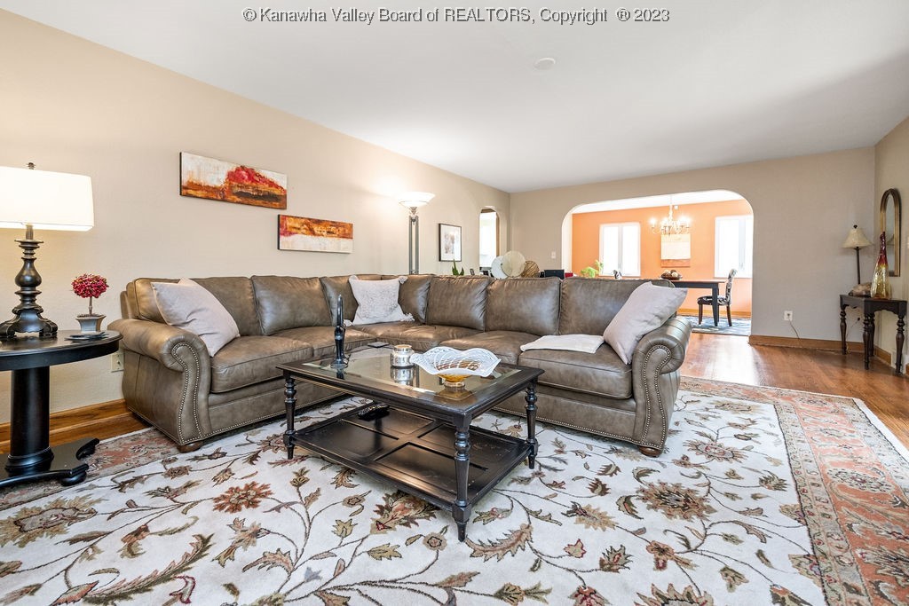 1835 Loudon Heights Road Charleston, WV 25314 - Photo 6 of 37 Gallery Image 6