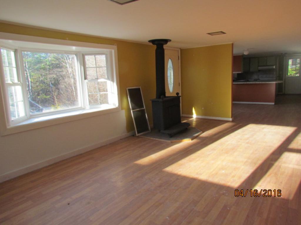215 Schoodac Road Warner, NH 03278 - Photo 8 of 16 Gallery Image 8