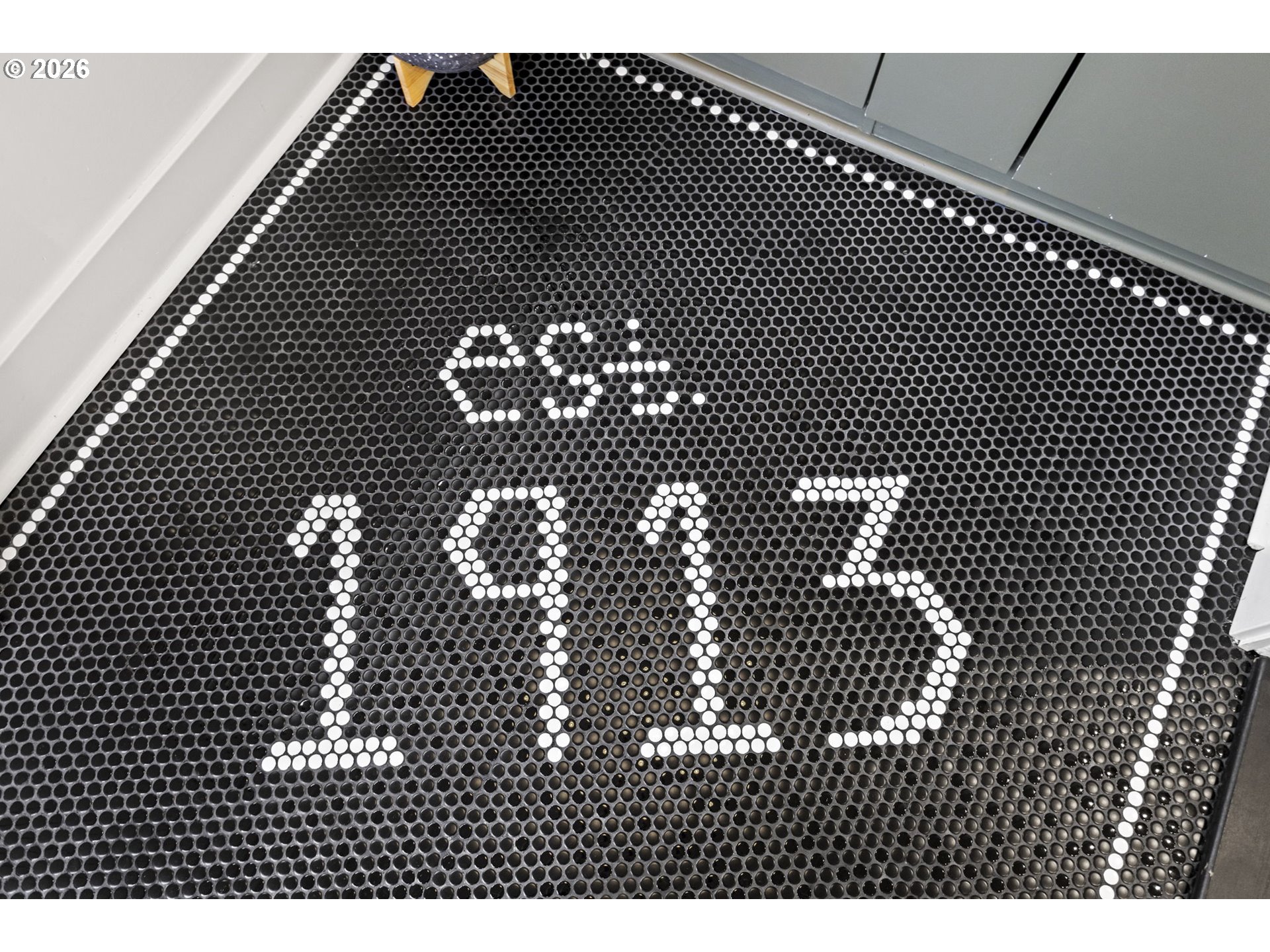 7123 Southeast Rhone Street Portland, OR 97206 - Photo 18 of 48 a view of a balcony