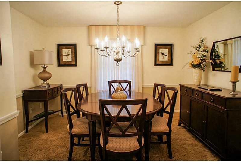 206 Pine Tract Road Butler, PA 16001 - Photo 11 of 25 Dining Room.