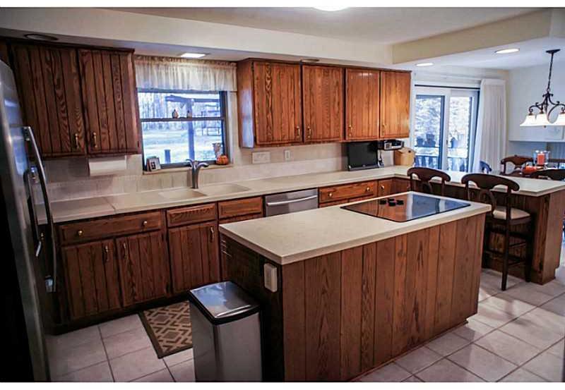 206 Pine Tract Road Butler, PA 16001 - Photo 14 of 25 Kitchen.