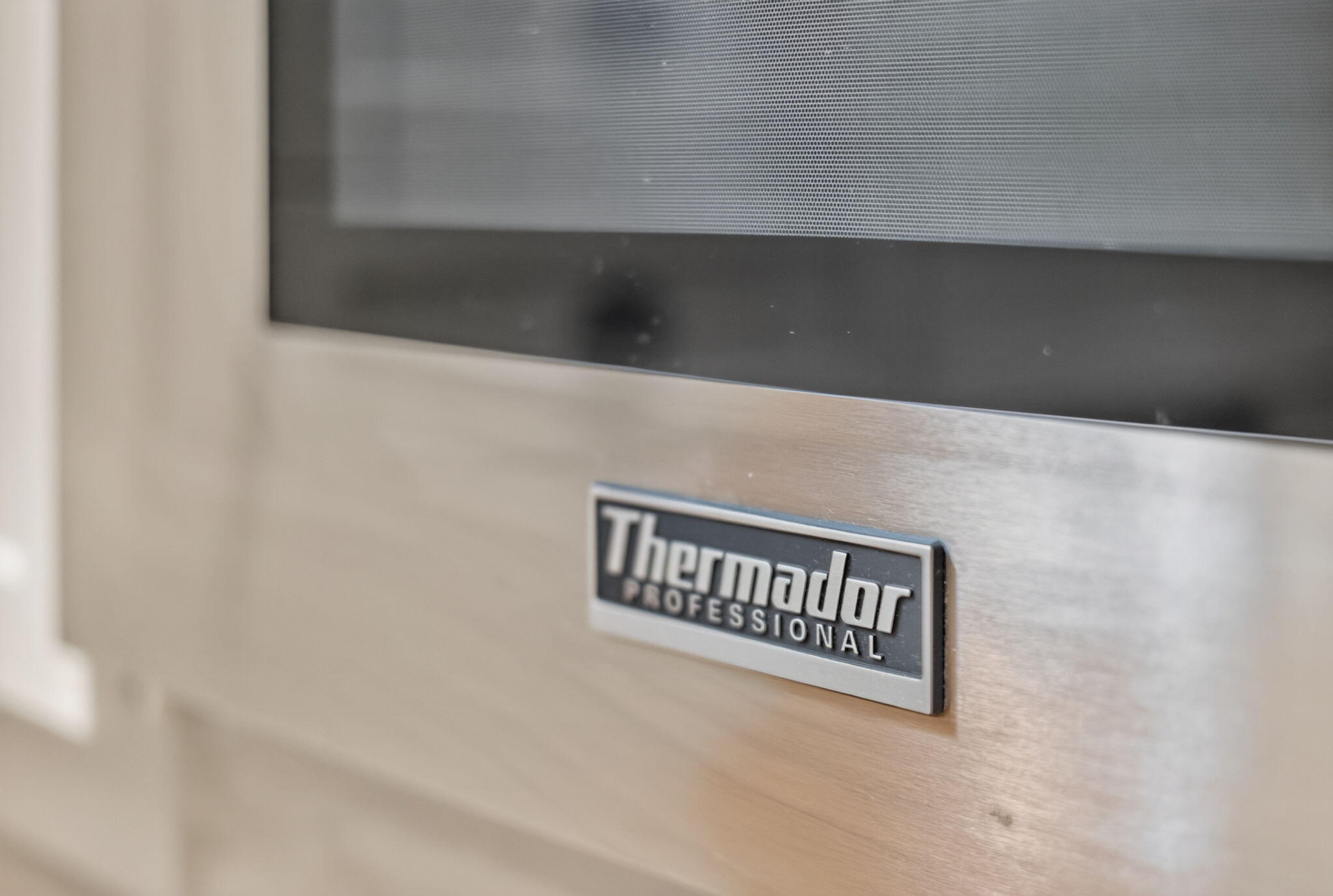 390 Airline Road Dennis, MA 02660 - Photo 18 of 46 Thermador Top of Line