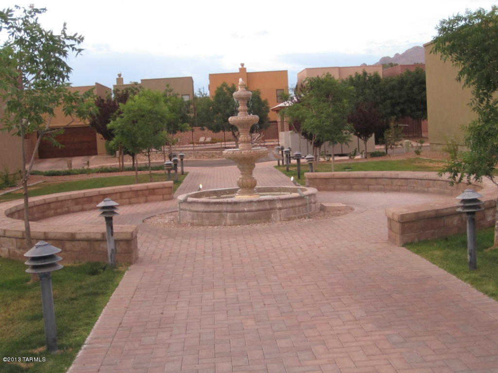 321 East Calderwood Road Tucson, AZ 85704 - Photo 12 of 31