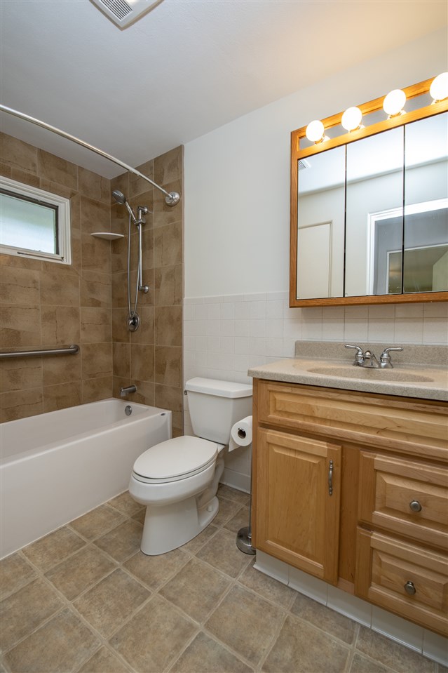 6275 Harlem Road Loves Park, IL 61111 - Photo 14 of 25 Gallery Image 14