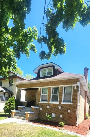 $239,900 | 1605 South 16th Avenue, Maywood, IL 60153