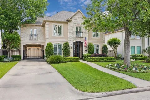 $1,499,000 | 802 Anderson Street, Bellaire, TX 77401