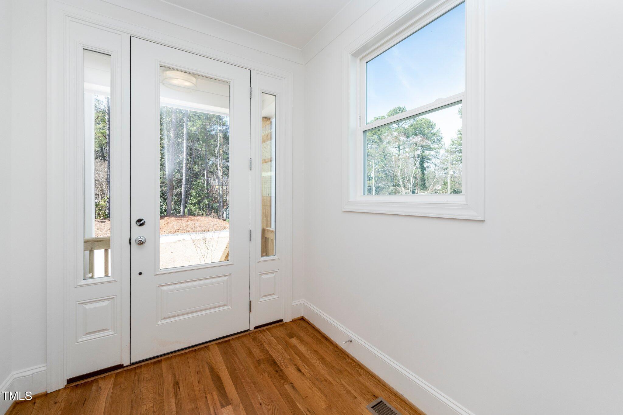1215 Chaney Road Raleigh, NC 27606 - Photo 5 of 29 5-web-or-mls-1215 Chaney (1 of 28)