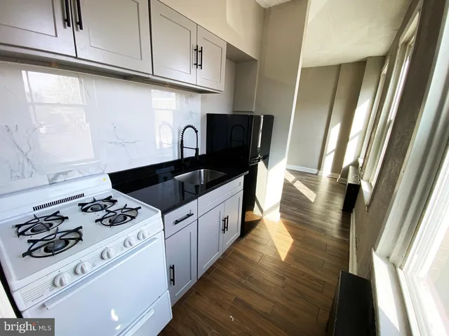 $940 | 2930 Frankford Avenue, Philadelphia, PA 19134