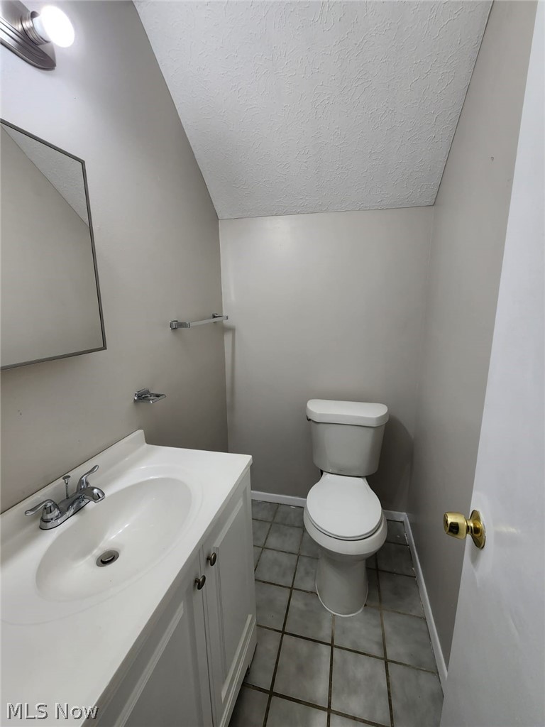 4100 Lambert Road South Euclid, OH 44121 - Photo 16 of 28