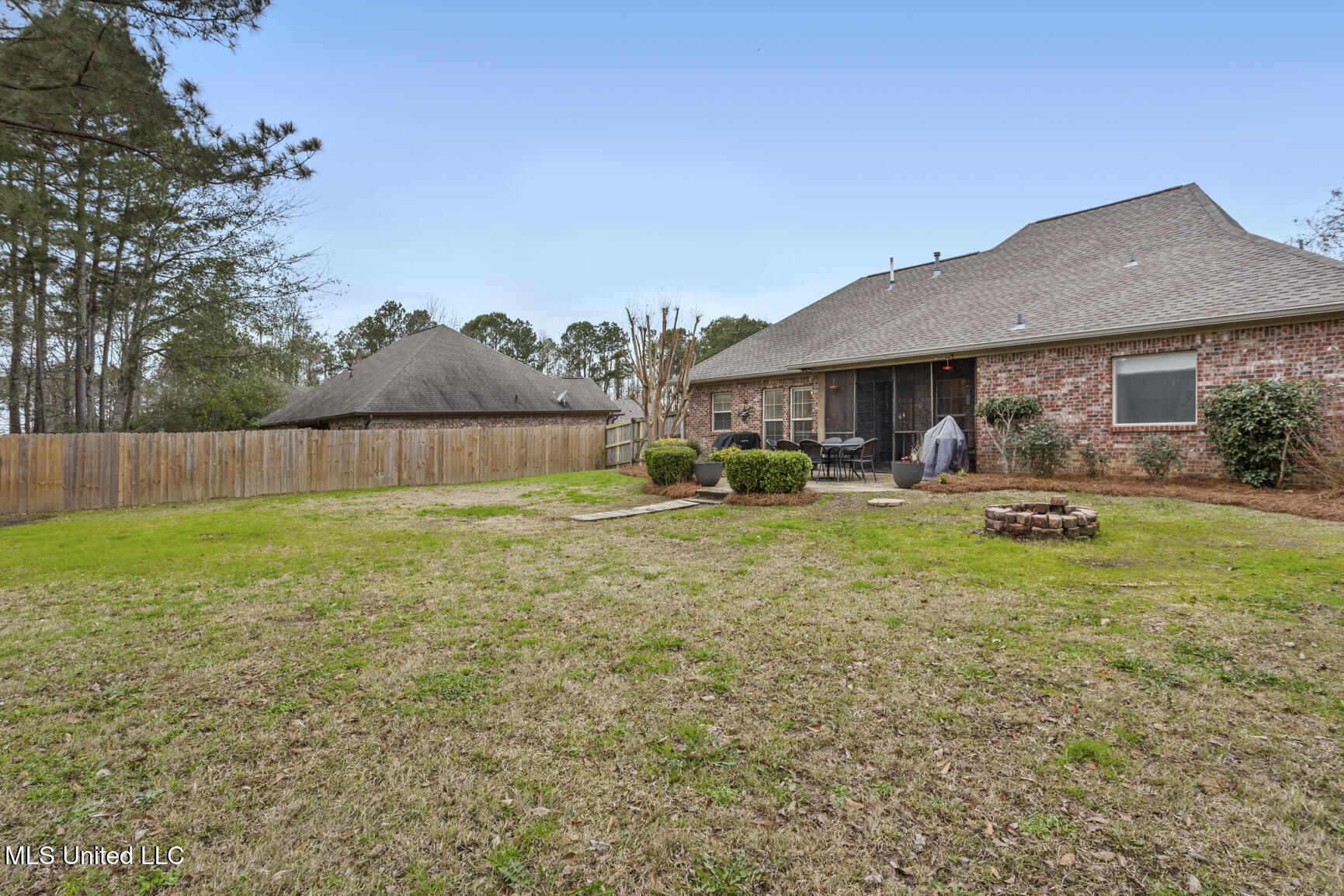 107 Kings Crossing Canton, MS 39046 - Photo 25 of 27 107 Kings Crossing-25