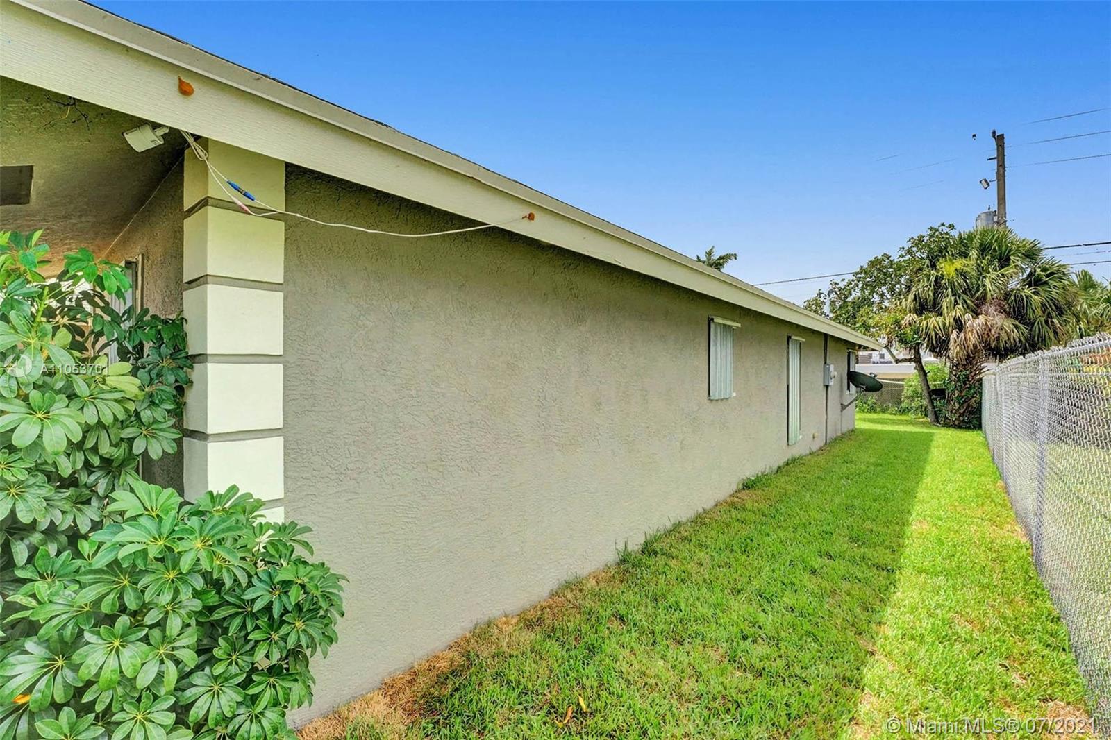 1655 West 9th Street Riviera Beach, FL 33404 - Photo 18 of 33 Gallery Image 18
