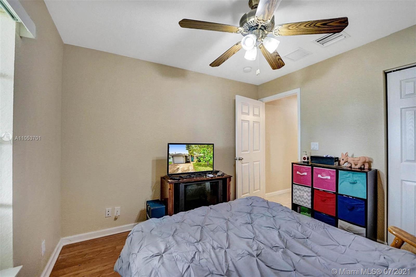 1655 West 9th Street Riviera Beach, FL 33404 - Photo 23 of 33 Gallery Image 23