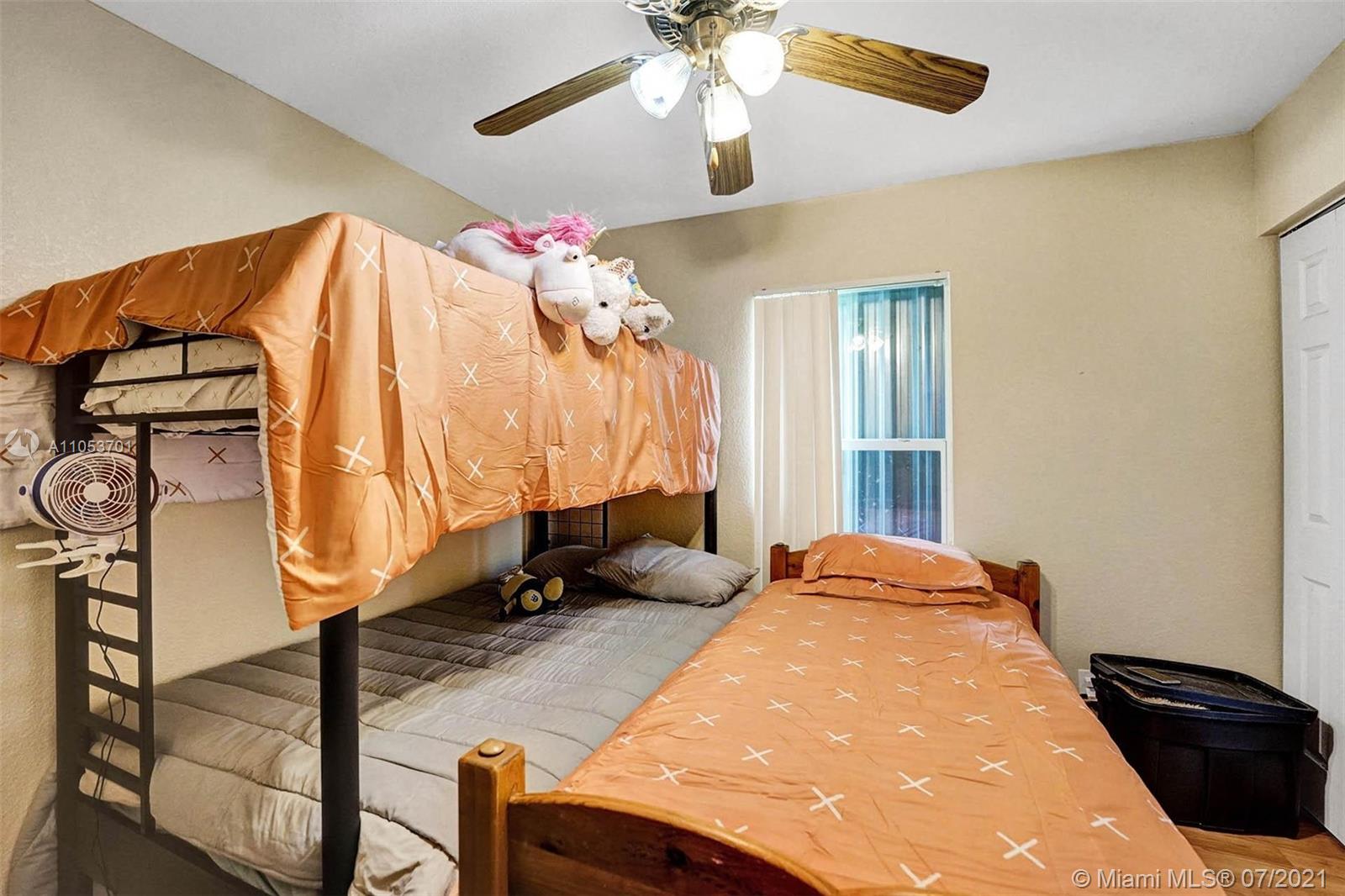 1655 West 9th Street Riviera Beach, FL 33404 - Photo 24 of 33 Gallery Image 24
