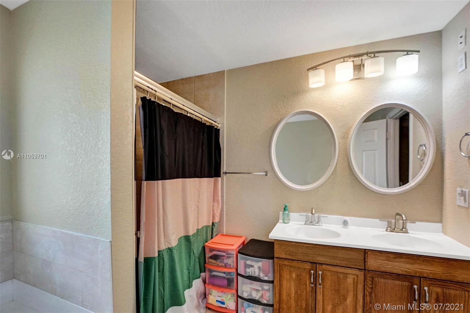 1655 West 9th Street Riviera Beach, FL 33404 - Photo 32 of 33 Gallery Image 32