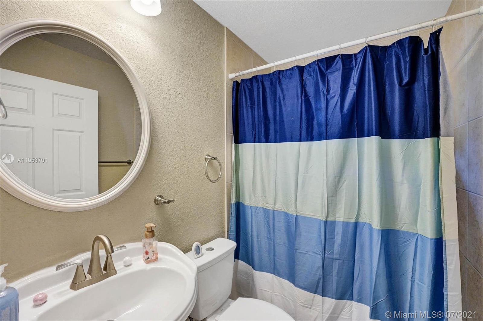 1655 West 9th Street Riviera Beach, FL 33404 - Photo 9 of 33 Gallery Image 9