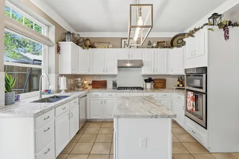 $430,000 | 7818 Palm Brook Court, Houston, TX 77095