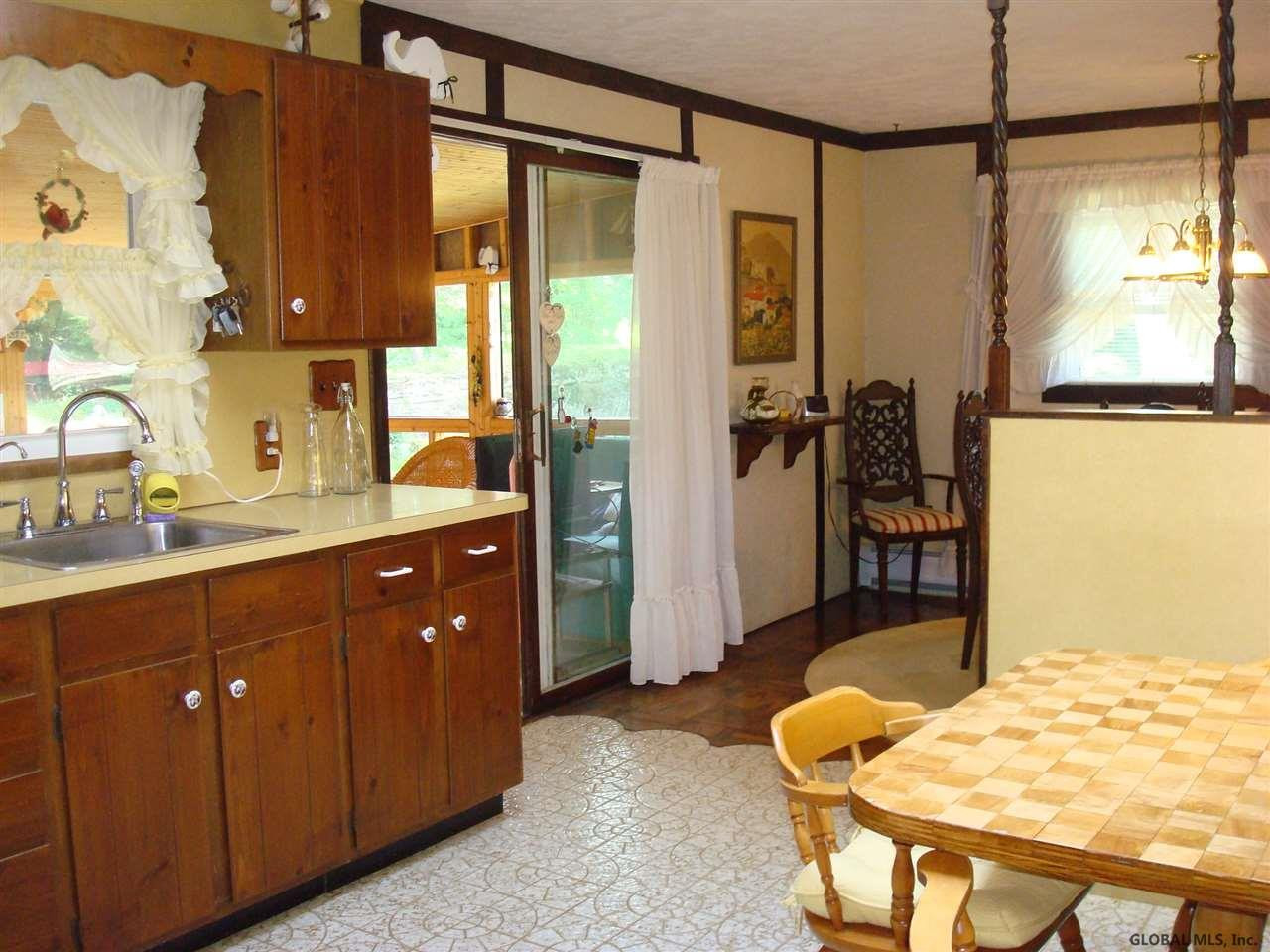 273 Starr Road Coeymans, NY 12143 - Photo 3 of 25 Photo 3