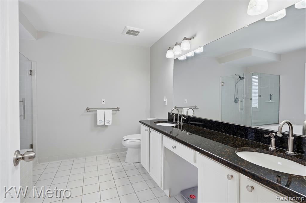 887 Grovecrest Rochester Hills, MI 48307 - Photo 26 of 42