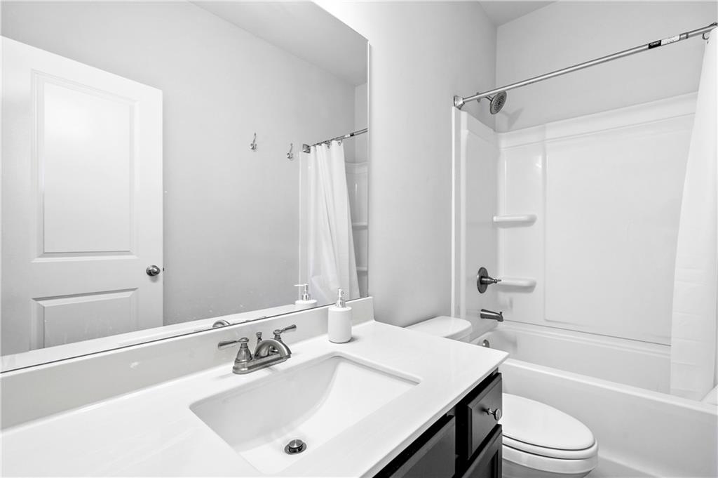 2537 Pearl Rdg Trace Buford, GA 30519 - Photo 31 of 44