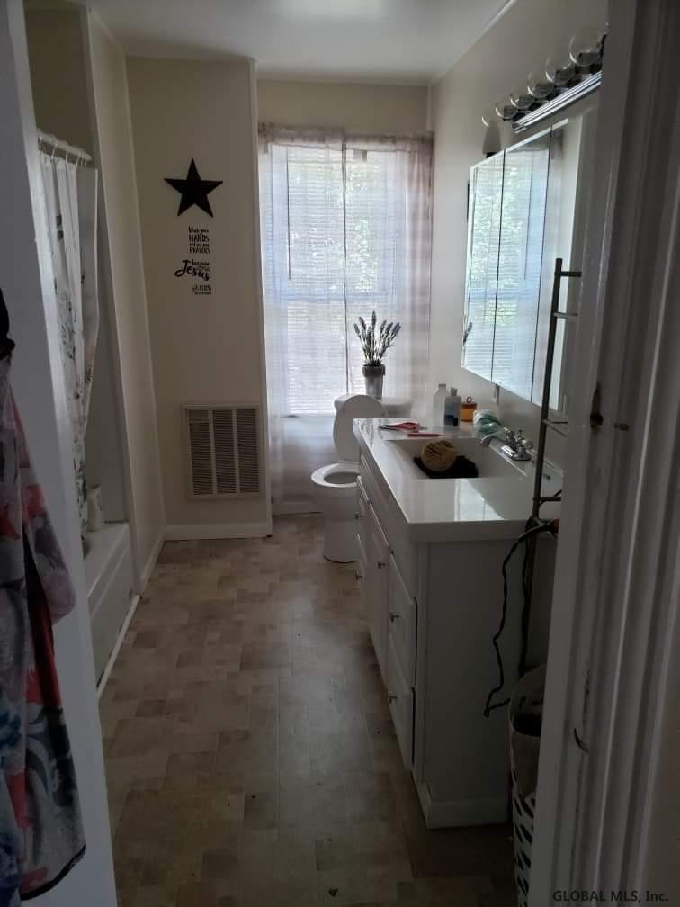11 Romeyn Avenue Amsterdam, NY 12010 - Photo 11 of 11 Photo 11