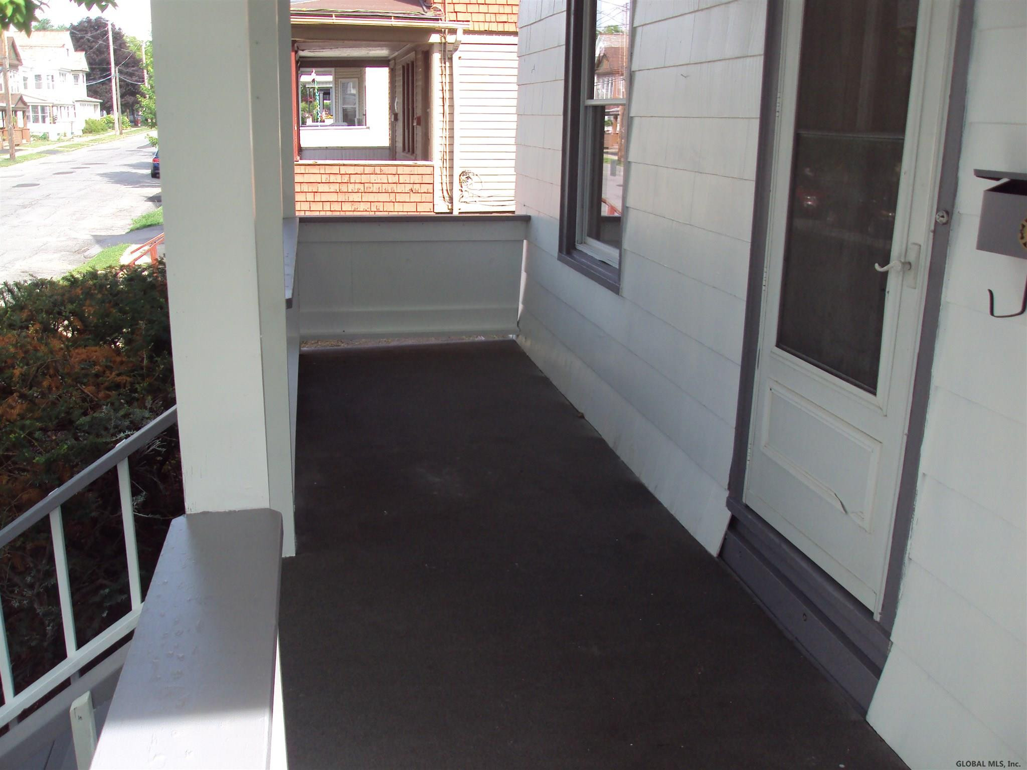 11 Romeyn Avenue Amsterdam, NY 12010 - Photo 3 of 11 Photo 3