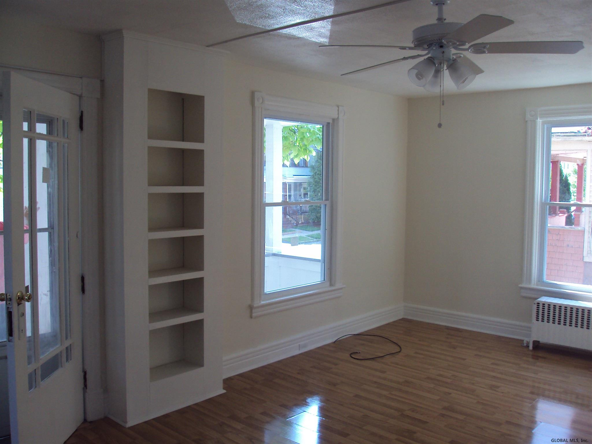11 Romeyn Avenue Amsterdam, NY 12010 - Photo 5 of 11 Photo 5