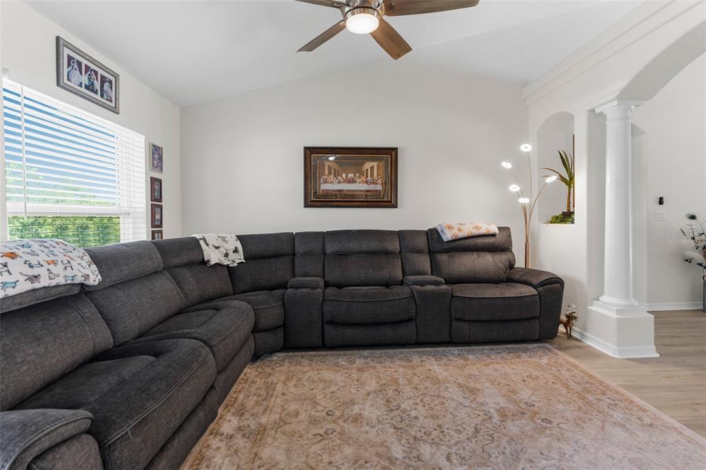 12524 Mountain Dove Road Weeki Wachee, FL 34614 - Photo 9 of 40 Gallery Image 9