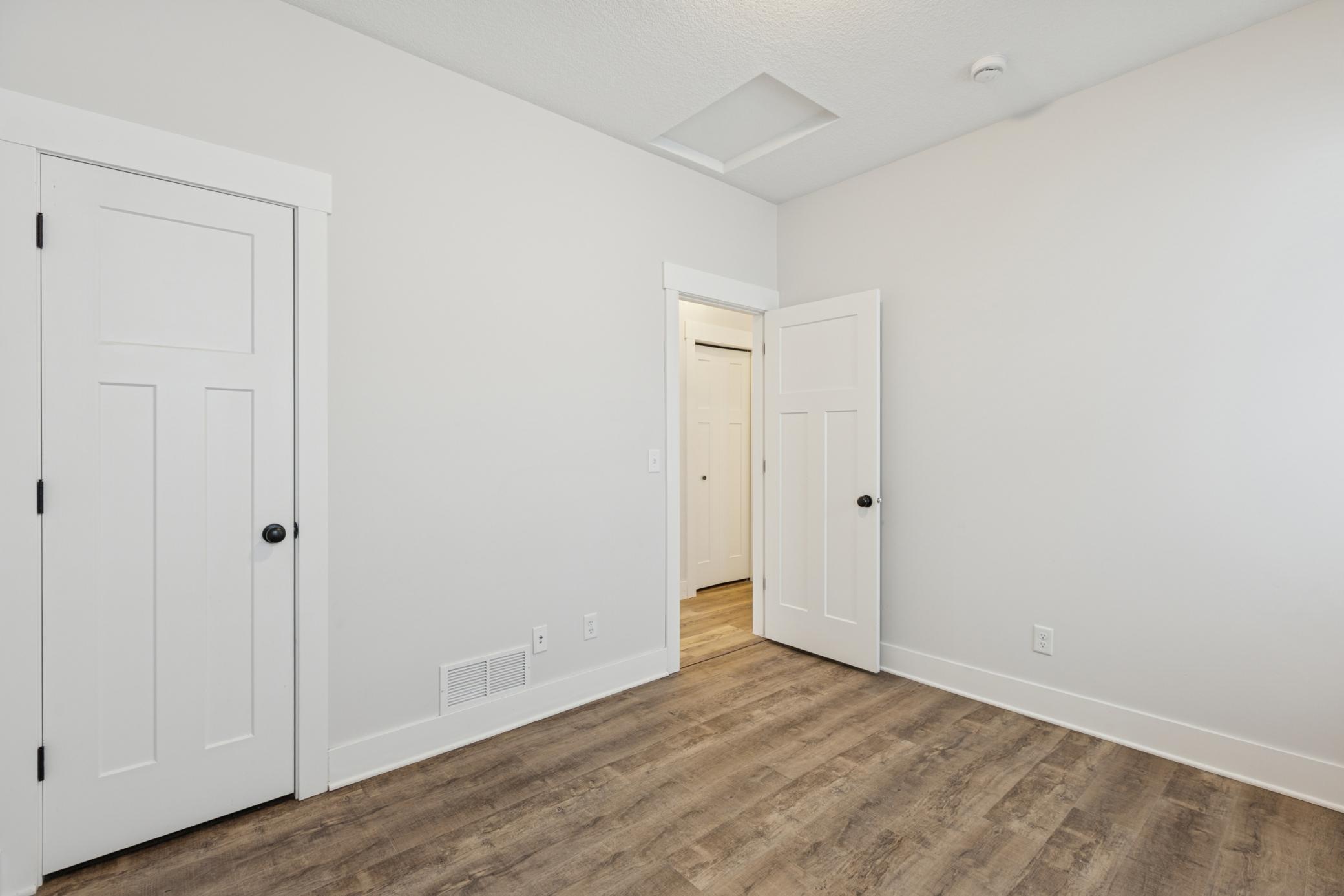 11591 86th Avenue North Maple Grove, MN 55369 - Photo 12 of 37