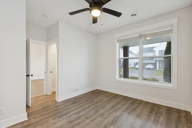 $2,925 | 11591 86th Avenue North, Maple Grove, MN 55369