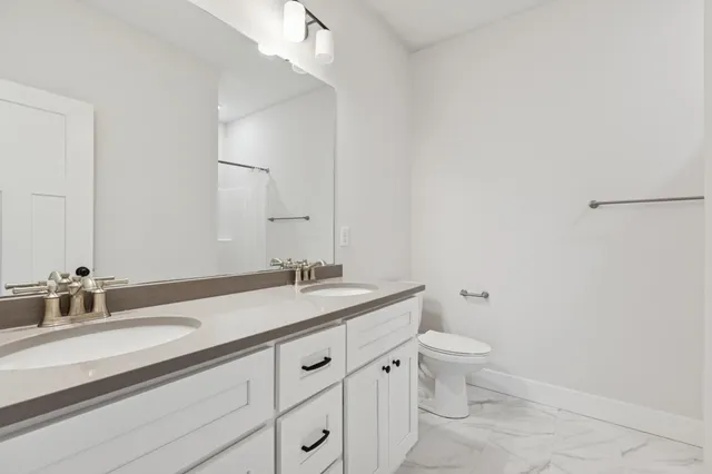 $2,925 | 11591 86th Avenue North, Maple Grove, MN 55369