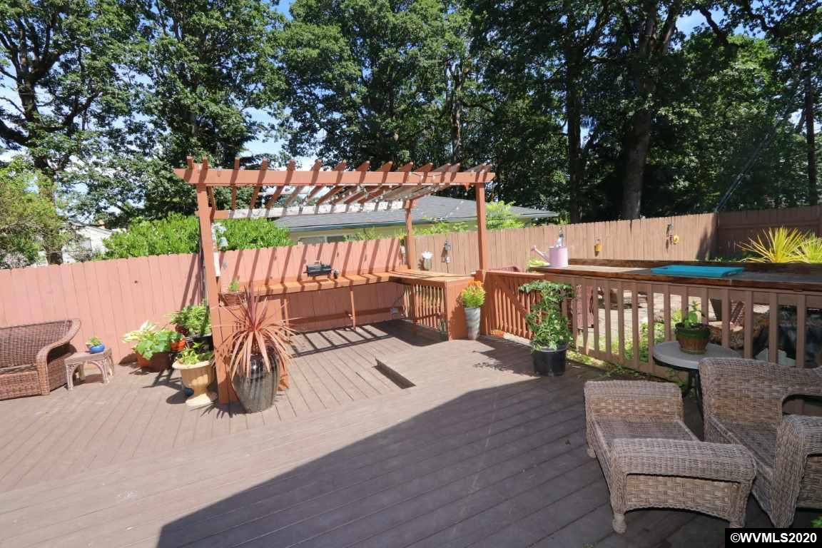 4390 Lone Oak Road Southeast Salem, OR 97302 - Photo 20 of 24 Gallery Image 20