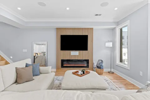 $844,000 | 335 Virginia Avenue, Unit 2, Jersey City, NJ 07304