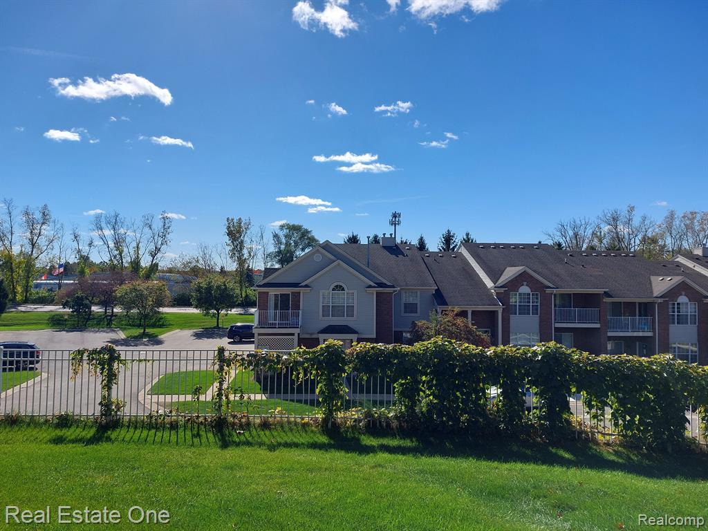 1845 Flagstone Circle Rochester, MI 48307 - Photo 25 of 29